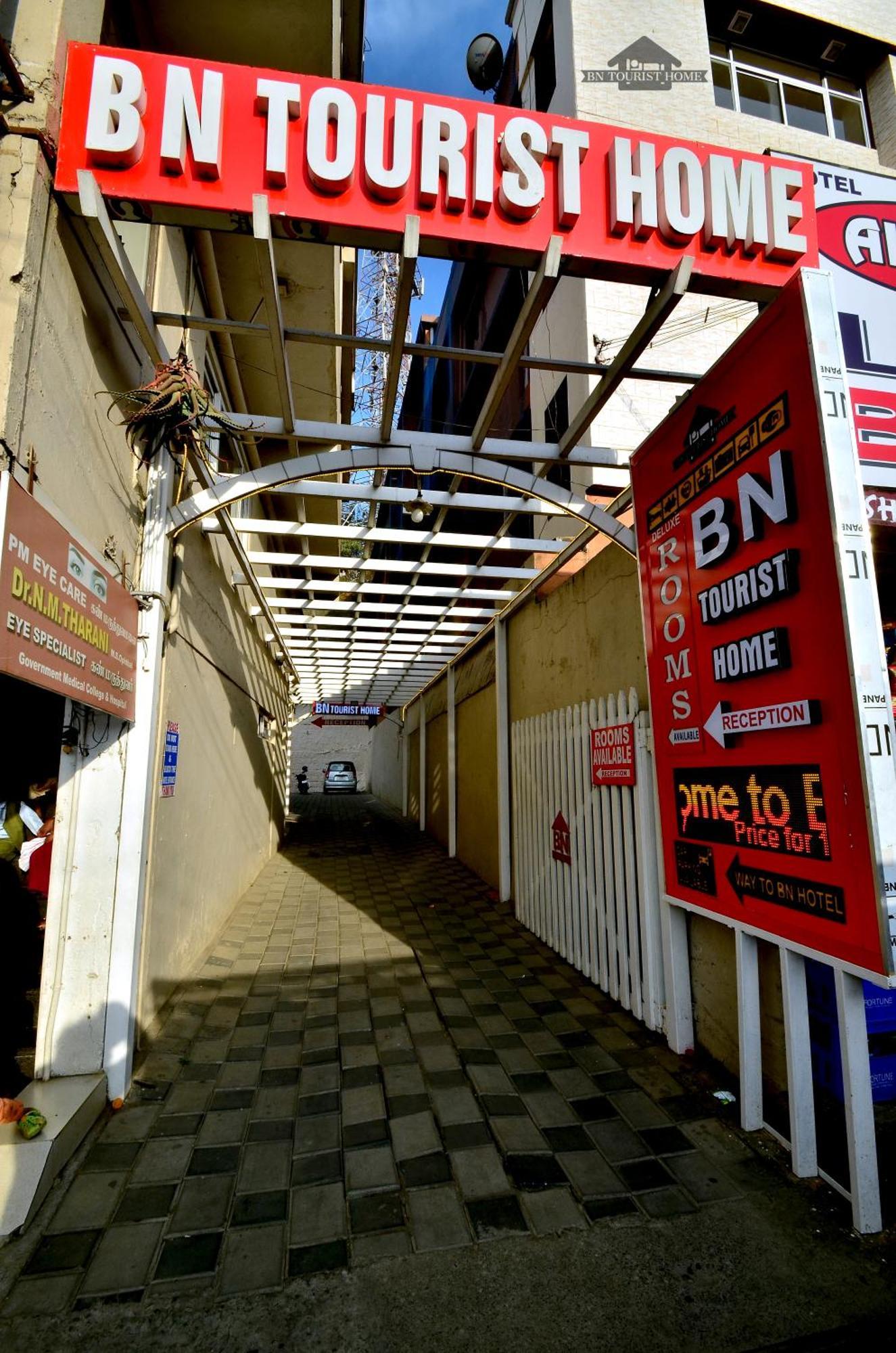 Bn Tourist Home Udagamandalam Exterior foto