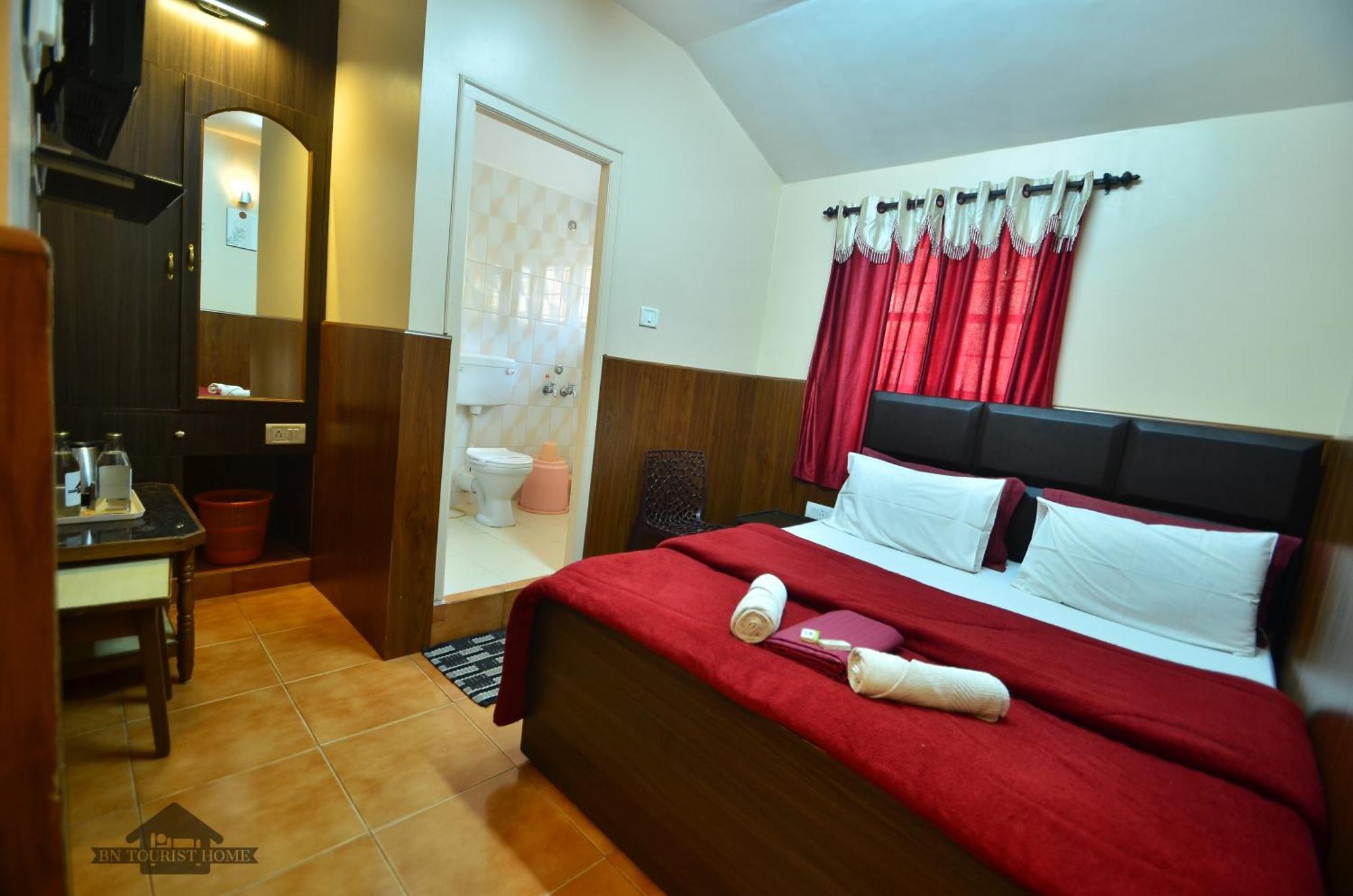 Bn Tourist Home Udagamandalam Exterior foto