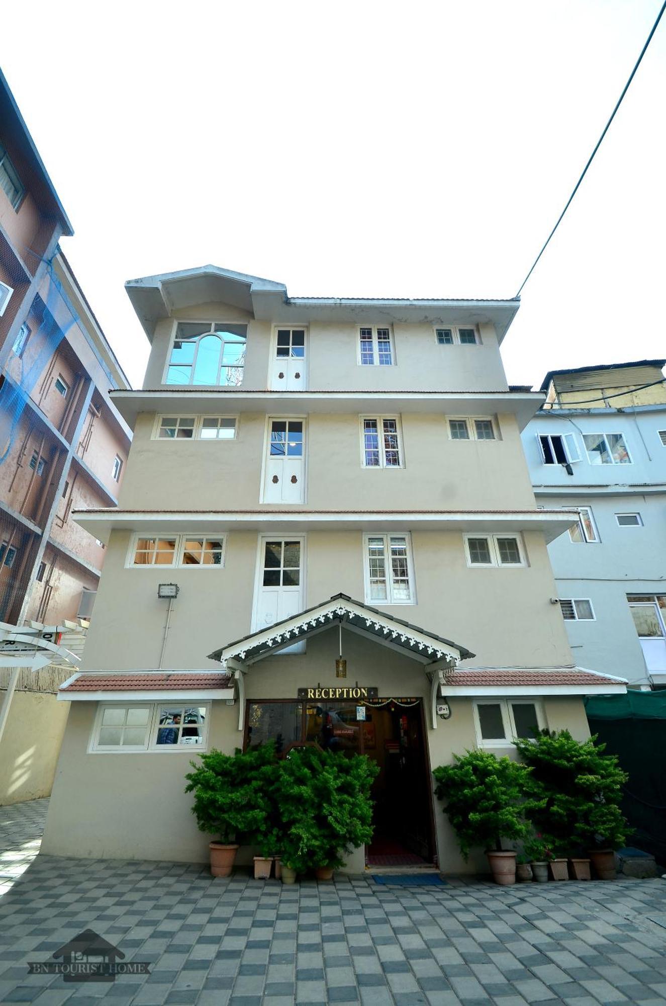 Bn Tourist Home Udagamandalam Exterior foto